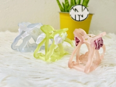 KẸP BƯỚM ĐÍNH HOA NHIỀU MÀU (1)