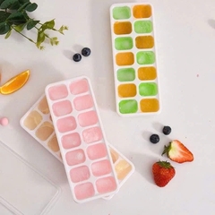 Khay Làm Đá Silicon Có Nắp 14 Ô (1)