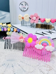 CÂY XƯỚC CÀI TÓC ĐÍNH CHARM CHO BÉ (1)
