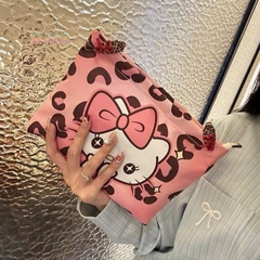 TÚI ĐỰNG ĐỒ TRANG ĐIỂM, MAKEUP KITTY BEO HỒNG (3)