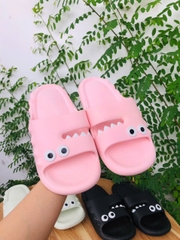 DÉP MANG TRONG NHÀ HÌNH CÁ SẤU (4)