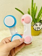 DỤNG CỤ KHOÁ TỦ KIỂU GÀI CHO BÉ (0.5)