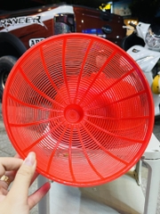 LỒNG BÀN NHỰA 22cm ĐẬY THỨC ĂN (1)
