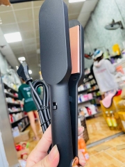 Máy Duỗi Tóc Kemei Chính Hãng Mã 2239 (20)