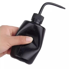 BÌNH TƯỚI CÂY 250ml VÒI CONG (1)