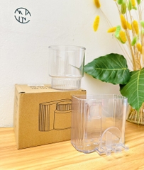 KỆ DÁN TƯỜNG ĐỰNG BÀN CHẢI TRONG SUỐT KÈM CỐC (4)