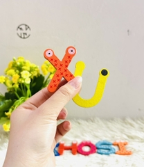 SET 26 CHỮ CÁI DÁN TỦ CHO BÉ HỌC TẬP (3)