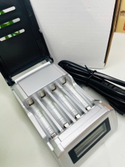 BỘ SẠC PIN TIỂU TỰ ĐỘNG NGẮT 4 NGĂN CÓ LCD HIỂN THỊ % PIN (14)