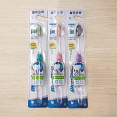 Bàn Chải Đánh Răng Trong Suốt Korea (1)