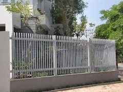 Hàng Rào Sắt, Lan Can