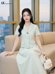 Set sơ mi nẹp cúc sang + Chân váy xếp Lady UKBD2606012 ( Cả set gồm áo + chân váy, không kèm PK )