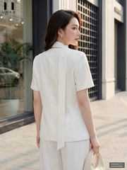 Blazer cộc tay không cổ trẻ trung, kèm khăn cổ dịu dàng UNSM2601013