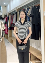 Áo thun kẻ phối cổ ve nhún eo trẻ trung, mới lạ NKAT2502001