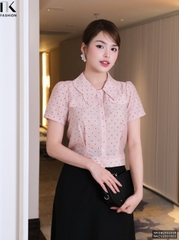 Sơ mi chấm bi cổ kiểu bo gấu xinh xắn, nhẹ nhàng, dễ phối đồ NKSM2502008