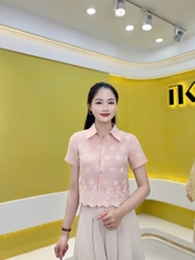Sơ mi cổ đức dệt chân nổi xinh, điệu, sẵn sàng lên đồ