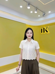 Sơ mi cổ đức dệt chân nổi xinh, điệu, sẵn sàng lên đồ