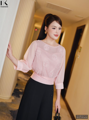 Sơ mi ren hoa hồng phối đẹp lạ, hợp thu NKSM2507020