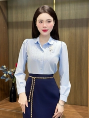 Sơ mi cổ sen ly ngực trẻ trung, xinh xắn UKFSM2410007