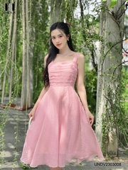 Đầm Tơ Xòe Xếp Thân 2 Dây Hở Lưng Đi Biển Unaa Fashion Maxi Cổ Vuông Mang Lại Vẻ Đẹp Dịu Dàng Và UNDV2303008
