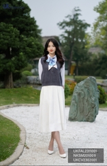 Áo Gile Cổ Tim 2 Cúc UKFAL2311001 UK Fashion Thời Trang Công Sở Nữ Chuẩn Style Hàn Quốc, Chất Vải Mềm, không xù