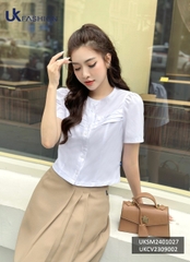 Áo sơ mi Uk Fashion cổ tròn xếp ly ngực cúc đôi, chất liệu thấm hút mồ hôi, không nhăn UKSM2401027