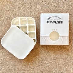 KHAY TRỮ ĐÔNG ĂN DẶM KÈM NẮP ĐẬY SILICON CUBE BLUEMAMA MODUI |Chính hãng Hàn Quốc|