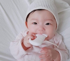 Gặm nướu milk Hàn Quốc cho bé