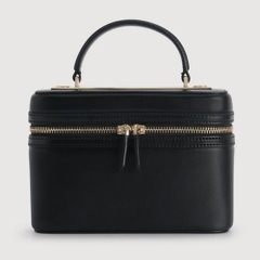 Túi Đeo Chéo Pedro Boxy Shoulder Bag Màu Đen [ PW2-76390057 ]