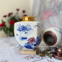 Bình đựng trà gốm Bát Tràng vẽ màu coban Sơn Thủy dáng lục giác