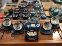 Bộ ấm trà men hỏa biến dáng Giang Tây, hoa trong lòng chén