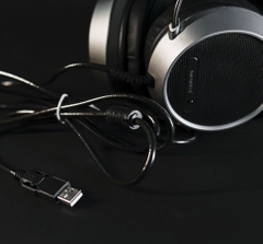 Tai Nghe Soundmax Over-Ear AH-713 ( USB,Mic xoay)