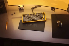 Tấm lót bàn phím cơ Glorious Sound Dampening Keyboard Mat 75% TKL