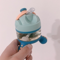 KUB | Bình Nước Cho Bé Dạng Bạch Tuộc Nhỏ Xinh 90ml, Nhựa PPSU Cao Cấp [Kèm Dây Đeo]