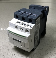 Khởi động từ 3 pha Schneider LC1D18M7