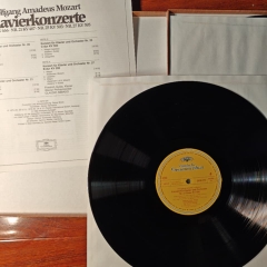 Wolfgang Amadeus Mozart - Friedrich Gulda, Vienna Philharmonic, Claudio Abbado – Piano Concertos Nos. 20, 21, 25, and 27