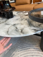 Mastro Table