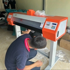 Máy cắt decal cao thành bằng tia laser