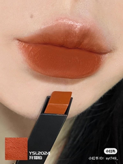 Yves Saint Laurent The Slim Velvet Radical - 301