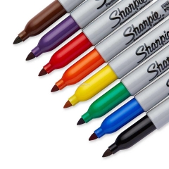 Bút lông dầu vẽ trên nhiều chất liệu Sharpie Fine Point 0.9mm - Berry (Màu tím mọng)