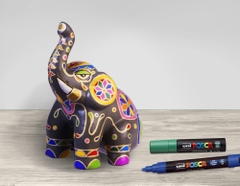 Bút sơn vẽ đa chất liệu Uni Posca Paint Marker PC-17K Chisel - SET 8 màu