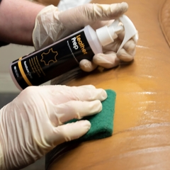 Dung dịch tẩy lớp bảo vệ Furniture Clinic Leather Prep