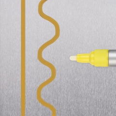 Bút sơn đánh dấu công nghiệp Sakura Low Halogen Paint Marker 2.0mm