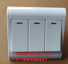 CÔNG TẮC LIOA VUÔNG BẢN TO 1 CHIỀU, 2 CHIỀU MODEL V20, V20AM