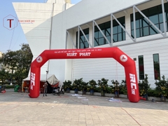 thue-cong-hoi-vuong-chu-nhat-dung-cho-giai-chay-mau-do-xanh-duong-xanh-la-cam-va