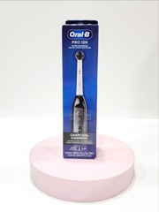 ORAL-B - PRO 100 CHARCOAL CHARBON (BÀN CHẢI PIN)