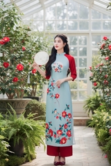 Áo dài Nhã Uyên