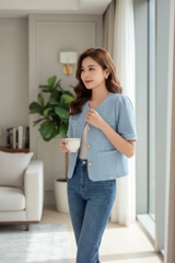 Áo tweed cổ tròn cài cúc túi ốp ngực rút tua