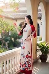 Áo dài Nhã Uyên