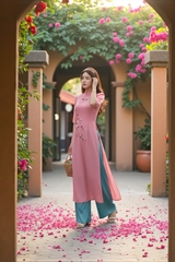 Áo dài Thanh Mai thêu thủ công