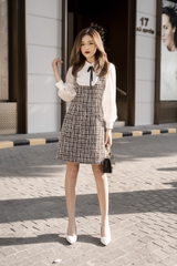 Váy cổ đức phối ren
